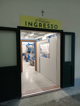 Ingresso del frantoio Il Molinetto